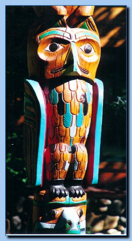 2 093 Totem Traditional Archive 020